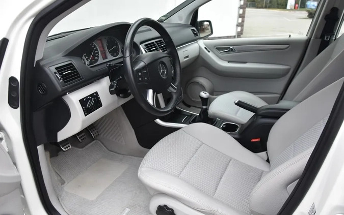 Mercedes-Benz Klasa B cena 22900 przebieg: 221000, rok produkcji 2009 z Żychlin małe 254